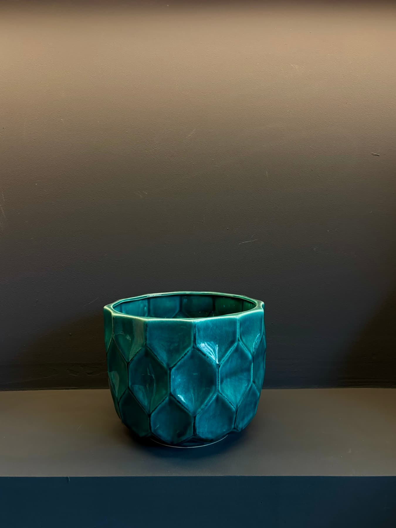 Тиркизна керамичка саксија „Океан“ - Image 1