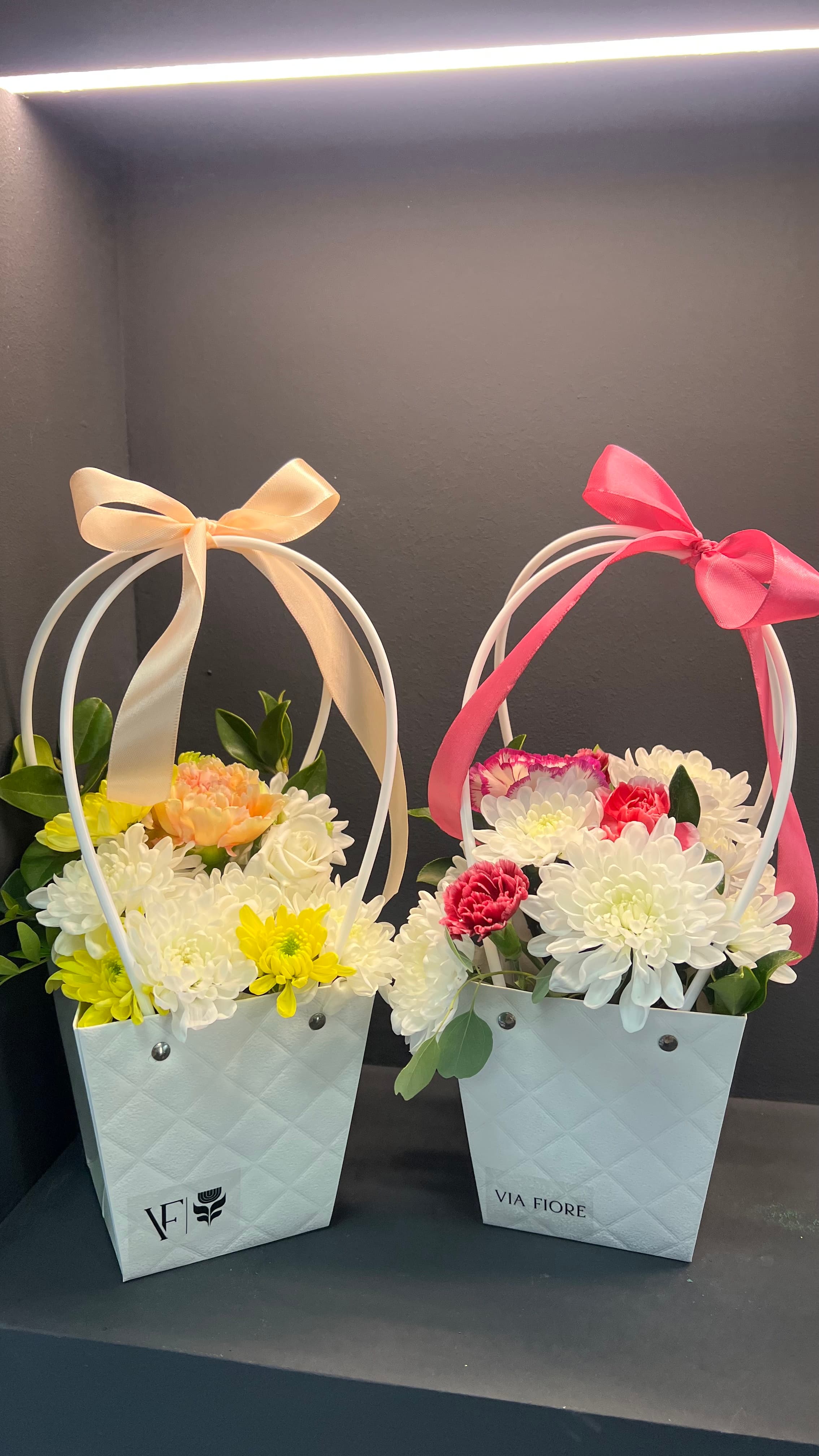 Цветна кутија за 8 Март