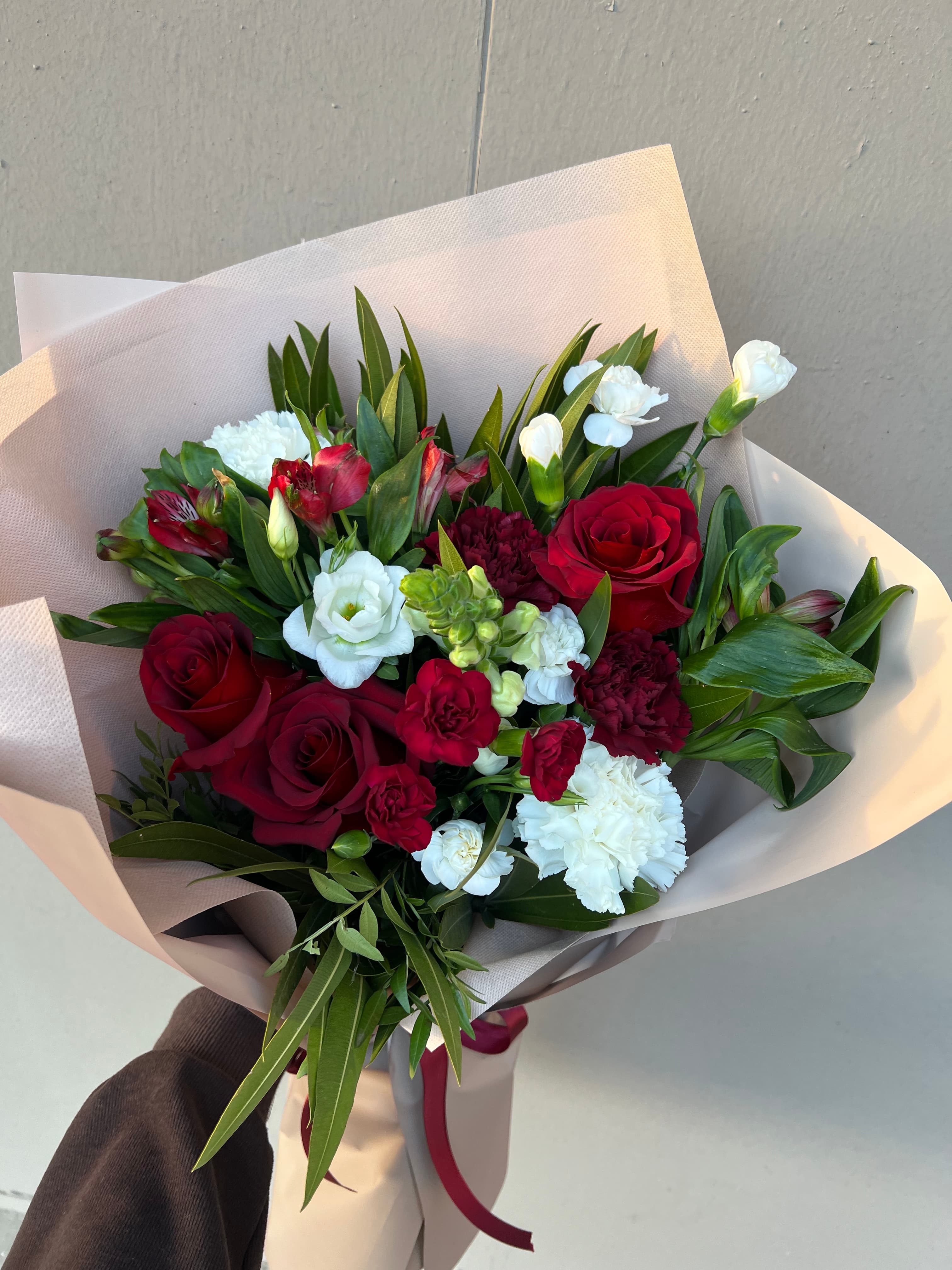 Spring Red Bouquet - Image 1