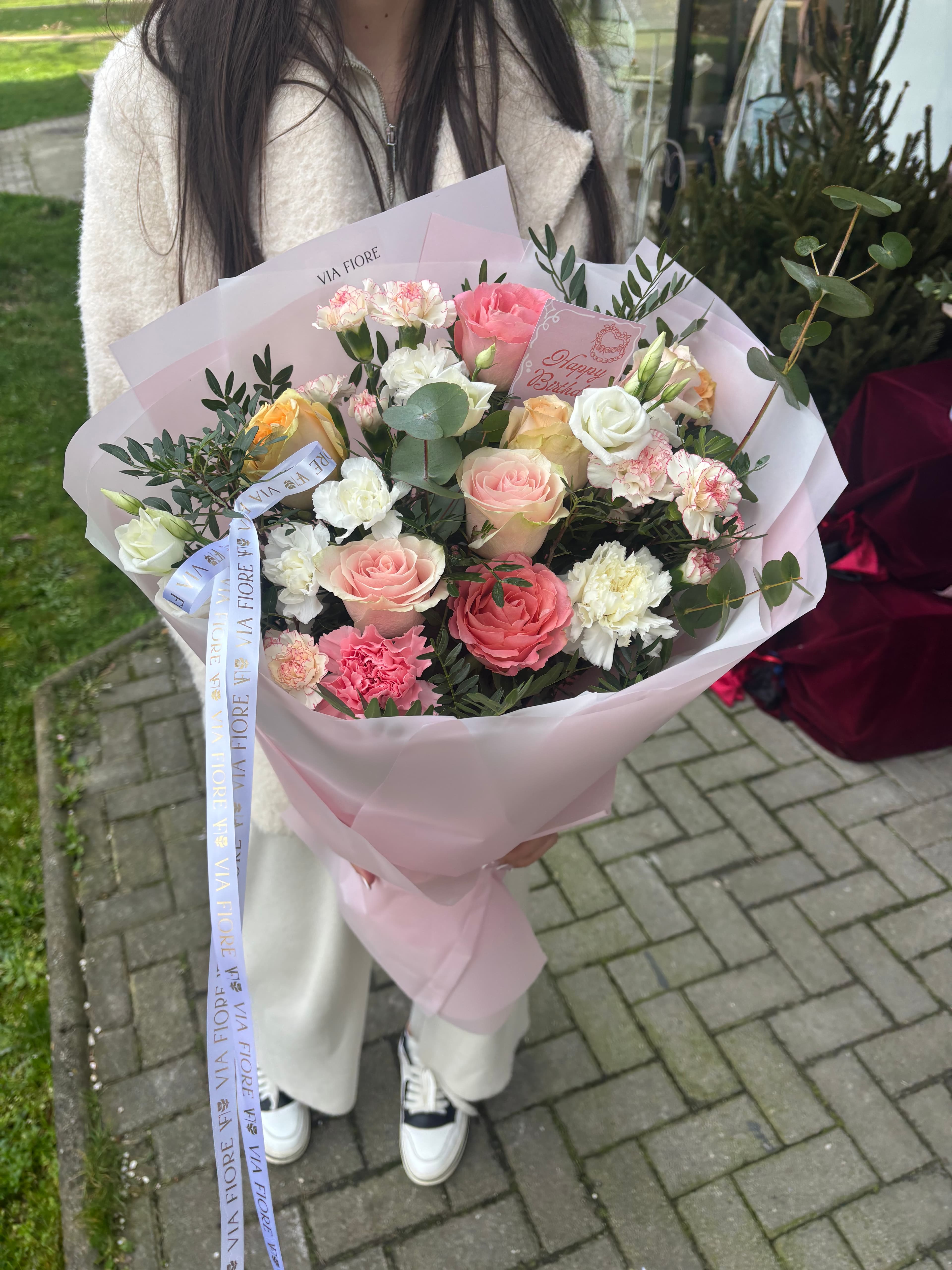 Букет со микс цвекиња